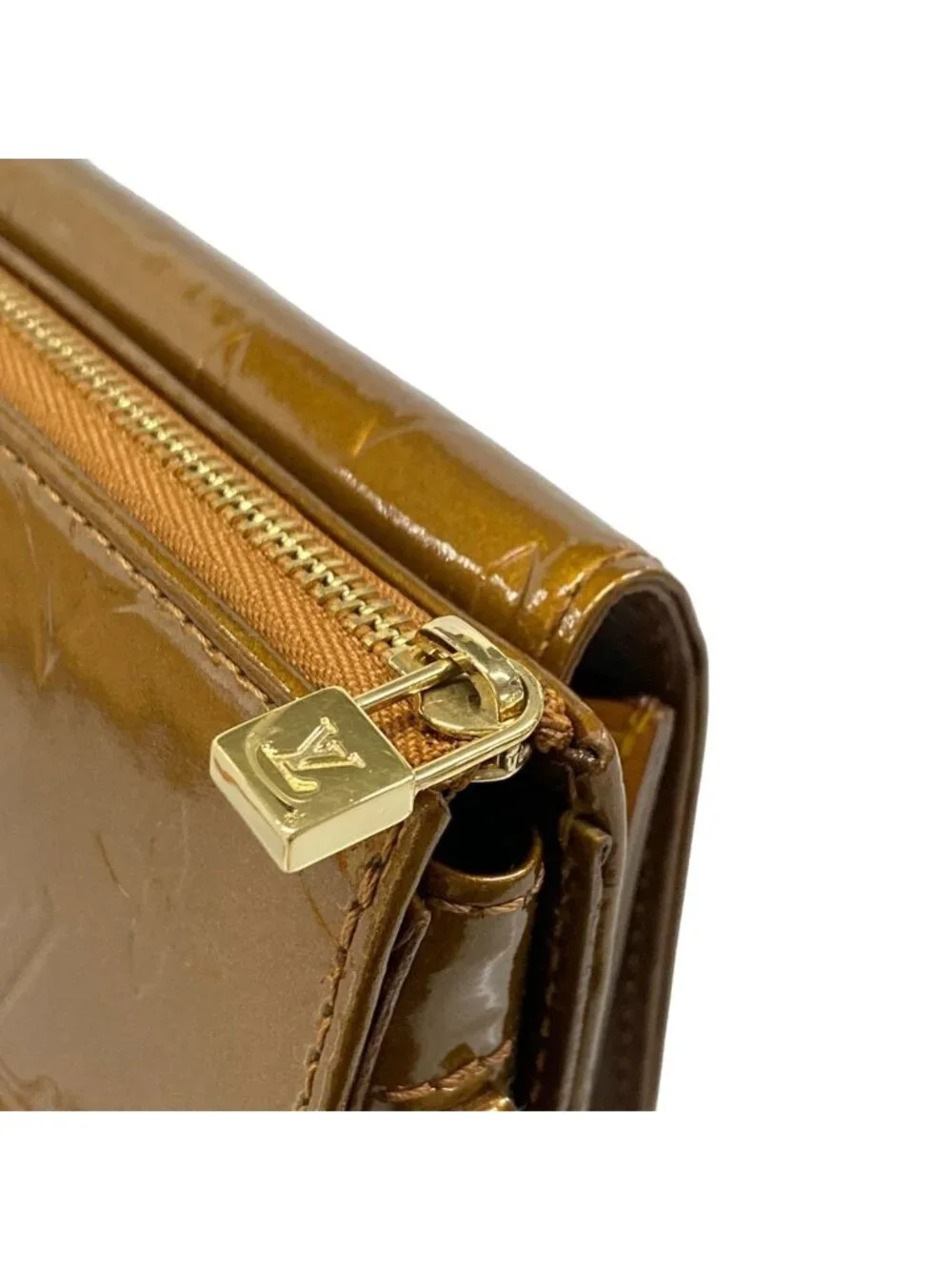 Louis Vuitton Shoulder Bag Monogram Vernis Blanc Leather